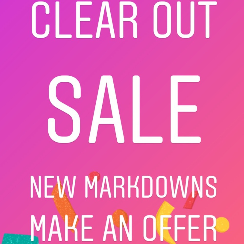 CLOSET ON SALE